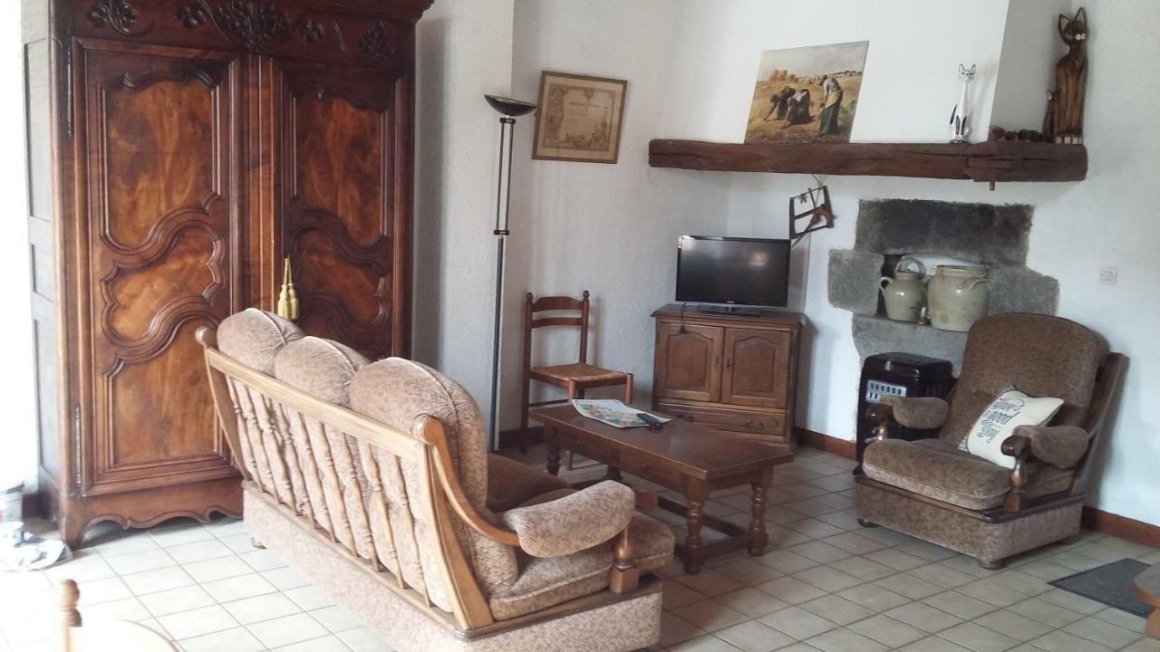 Ferienwohnung La Ferme Du Nizon Valeille Exterior foto